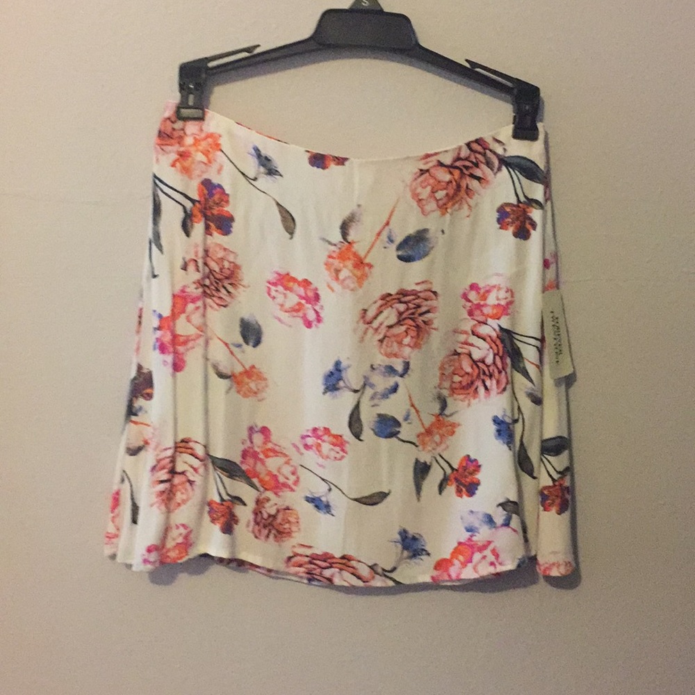 NWT Floral Skirt